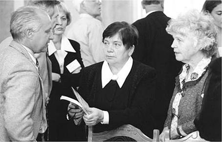 На конференции в Санкт-Петербурге (1997 г.)